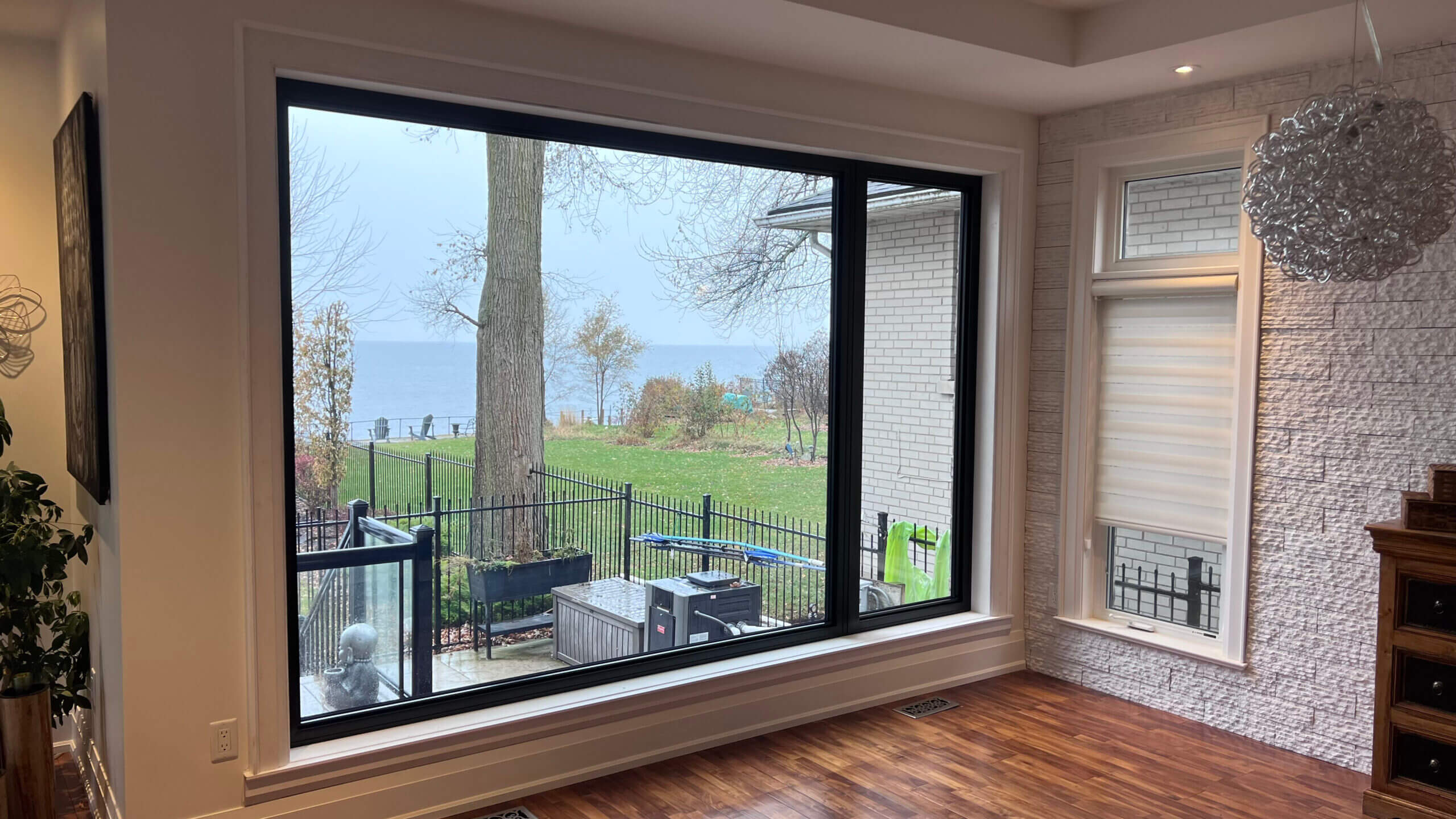 Top Signs Your Windows Need Replacing Before Winter